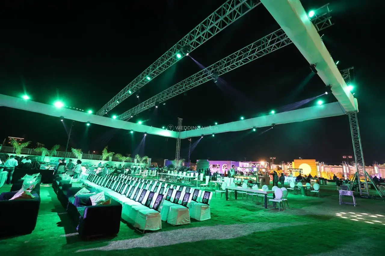 Solitaire Garden & Banquet